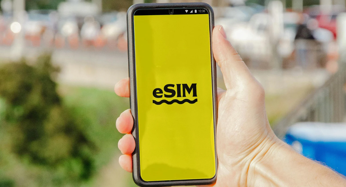 Best eSIM Providers for USA Travelers in Europe (2025)