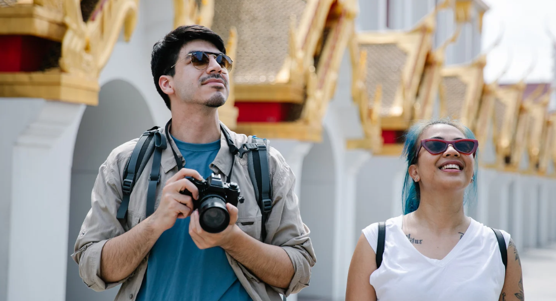What is an eSIM and Why Do Travelers Love It?